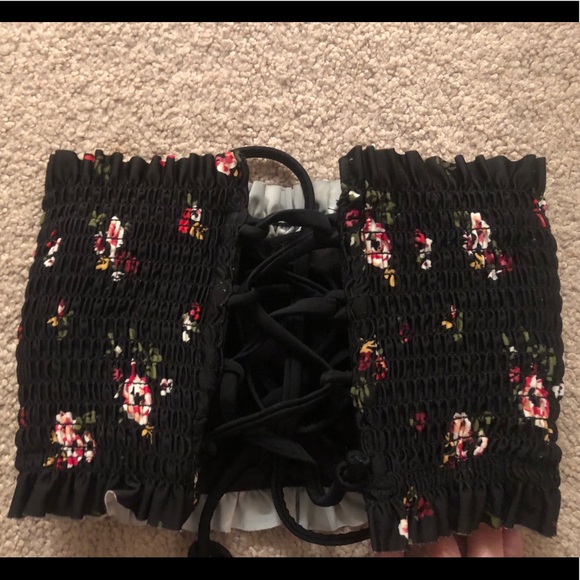 3/$20 SMALL FLORAL STRAPLESS SWIMSUIT - Picture 6 of 7